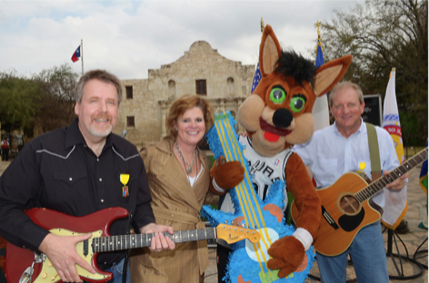 Keith Harter joins the Calverts and the Coyote at the Fiesta 2011 Battle of
Flowers Press Conference Kick Off at the Alamo.