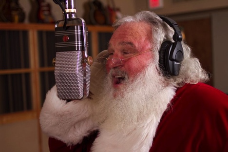 Santa stops in from the North Pole to do a session.